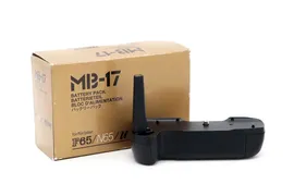 Батарейная ручка Nikon MB-17
