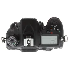 Зеркальный фотоаппарат Nikon D7200 Body + сумка Manfrotto