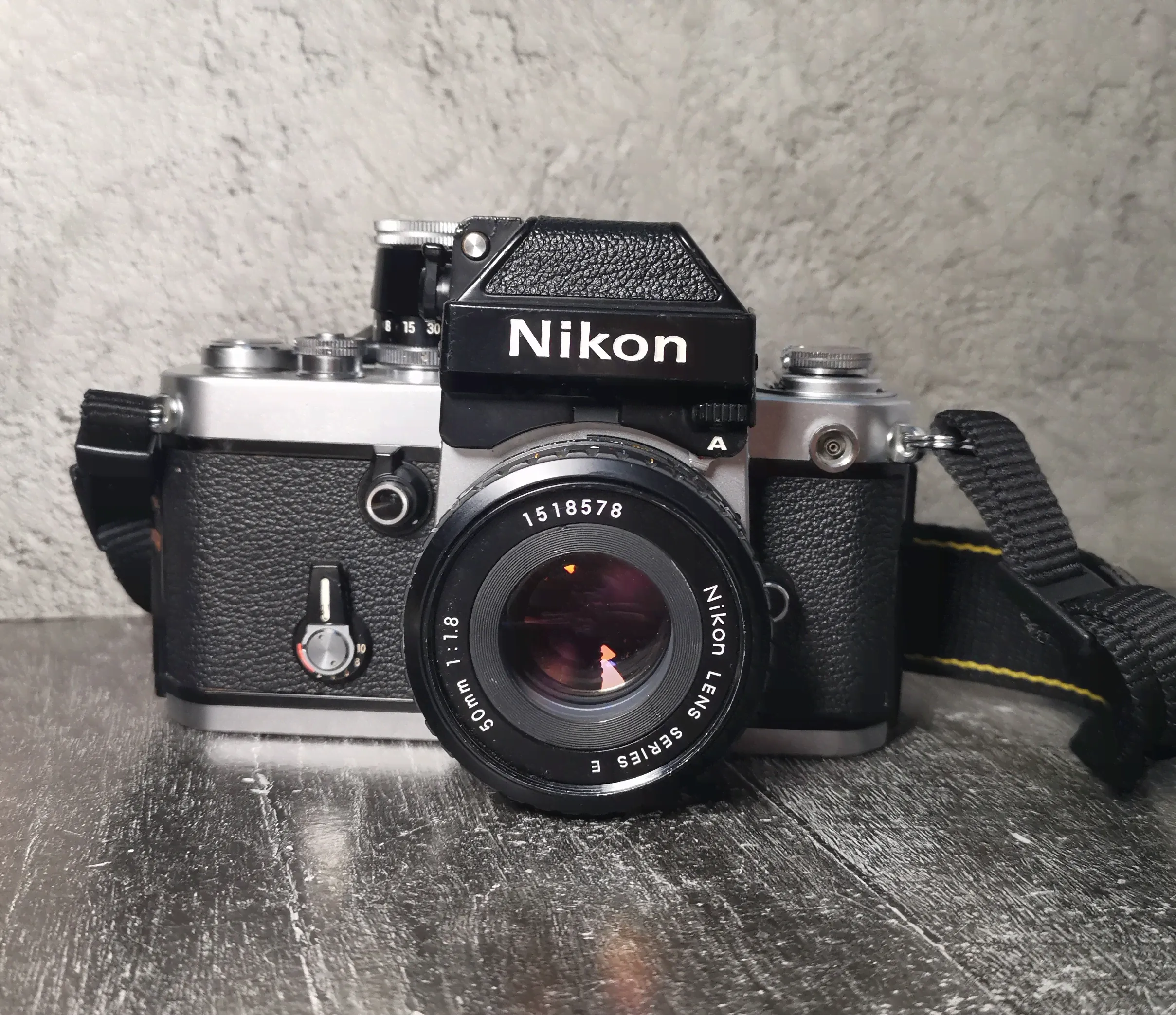Nikon F2 Silver + Nikkor 50mm 1.8 E