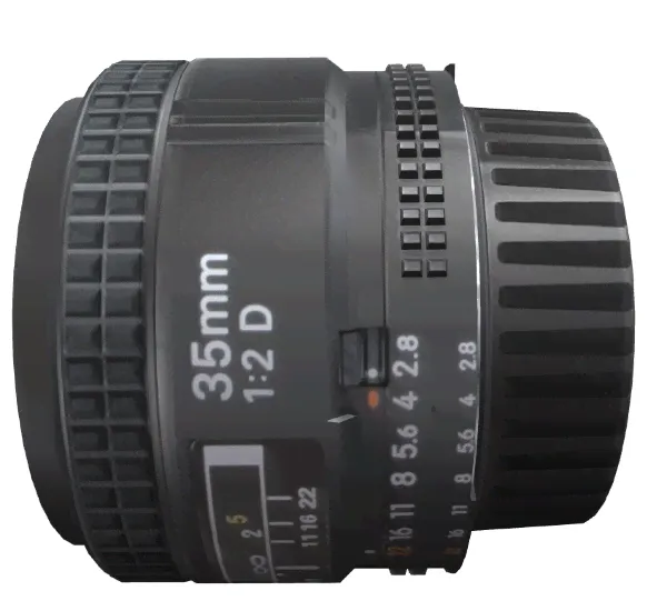Объектив Nikon 35mm f/2D AF Nikkor-0