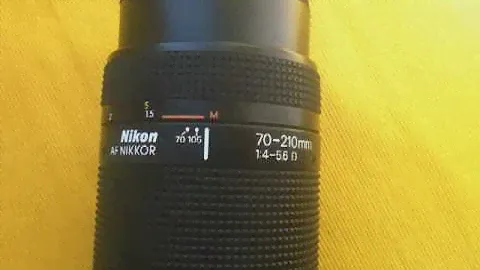 Nikon 70-210mm f 4-5.6 AF-D on a D90