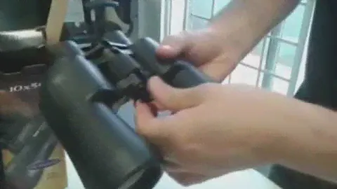 binoculo Nikon Action 10x50
